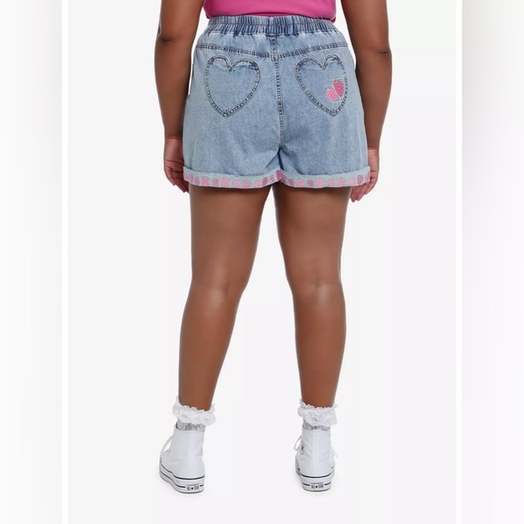 Sweet Society Strawberry Embroidered Mom Shorts - Size S - Picture 4 of 4